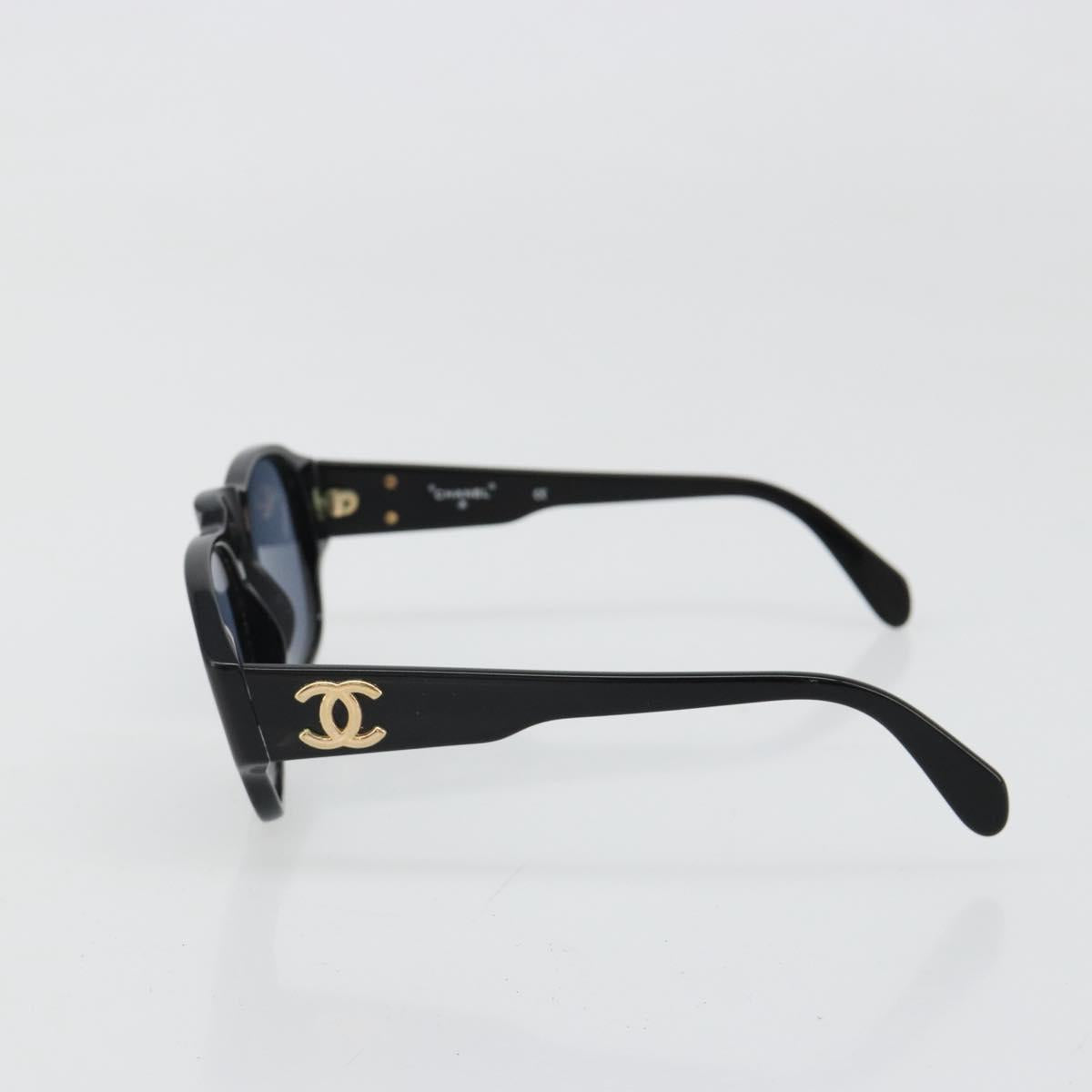CHANEL Sunglasses plastic Black CC Auth 180946