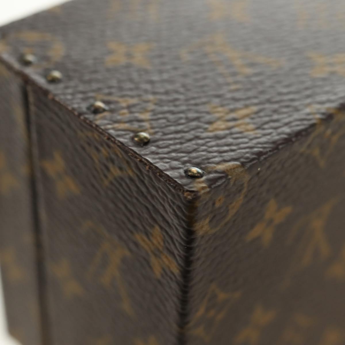 LOUIS VUITTON Monogram Jewelry case Jewelry Box LV Auth 181142SAV