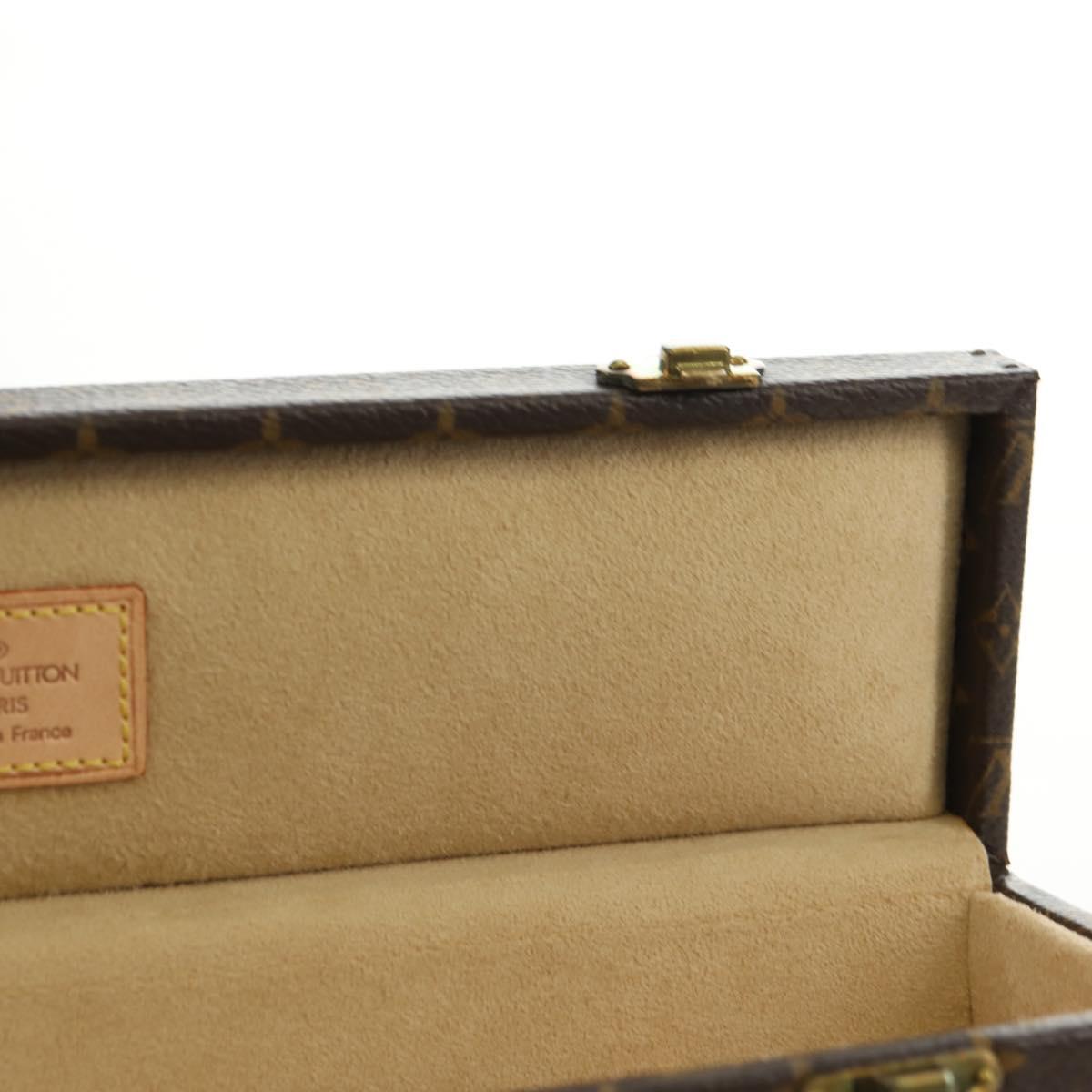 LOUIS VUITTON Monogram Jewelry case Jewelry Box LV Auth 181142SAV