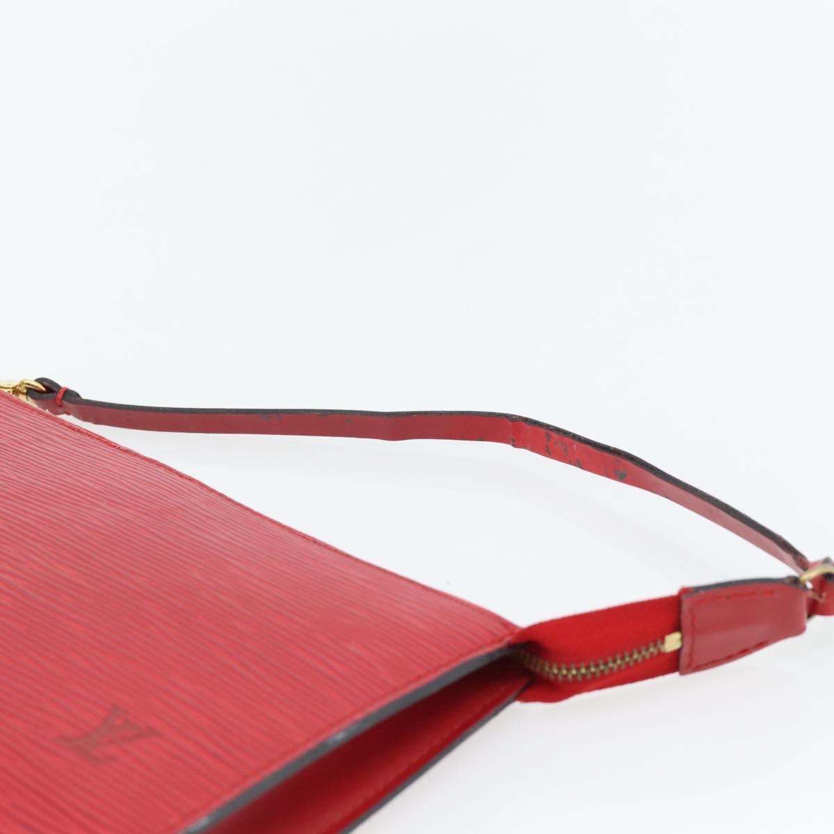 LOUIS VUITTON Epi Pochette Accessoires Pouch Red M52947 LV Auth 181376