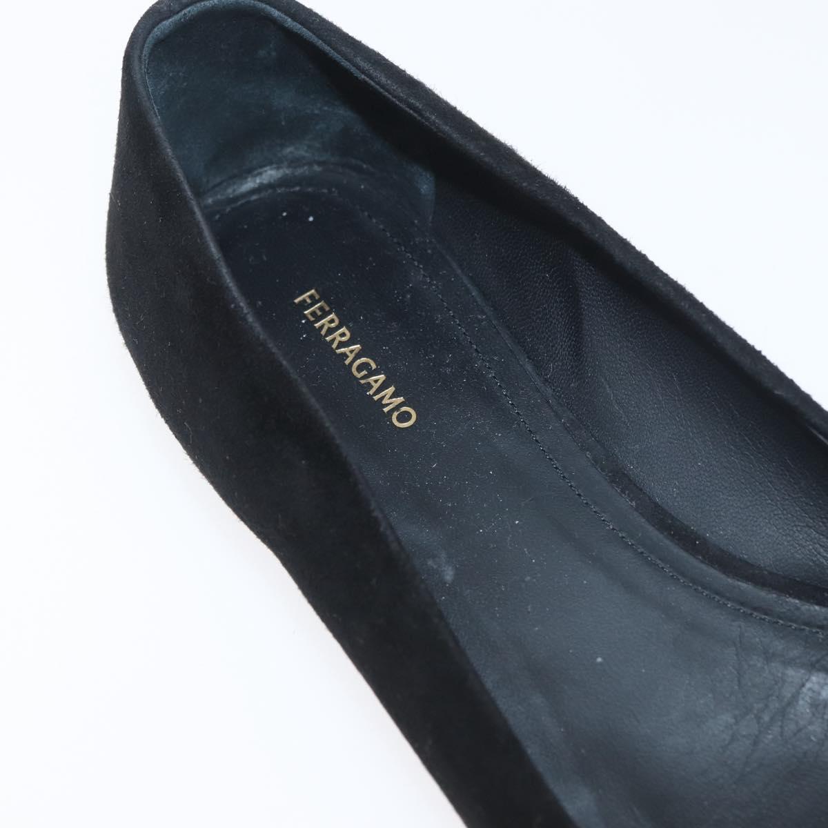 Salvatore Ferragamo Pumps Suede Black Gold Auth 181587A