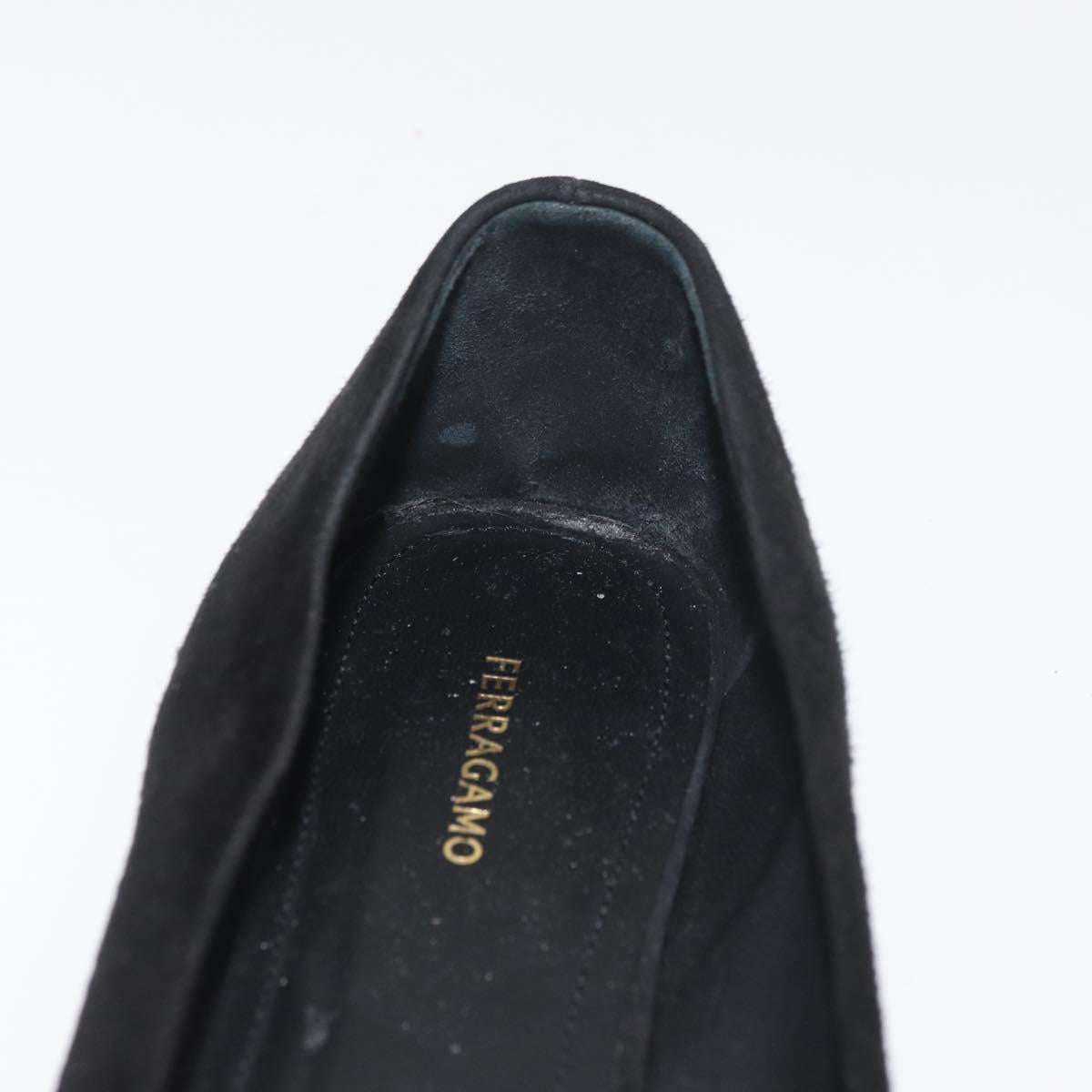 Salvatore Ferragamo Pumps Suede Black Gold Auth 181587A