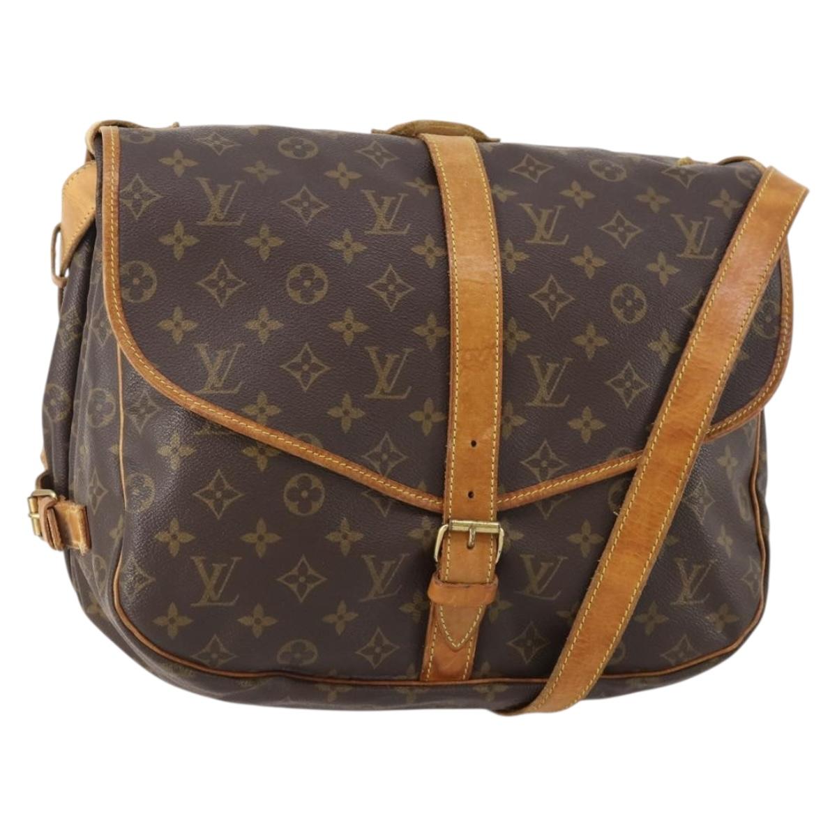 LOUIS VUITTON Monogram Saumur 35 Shoulder Bag M42254 LV Auth 181650
