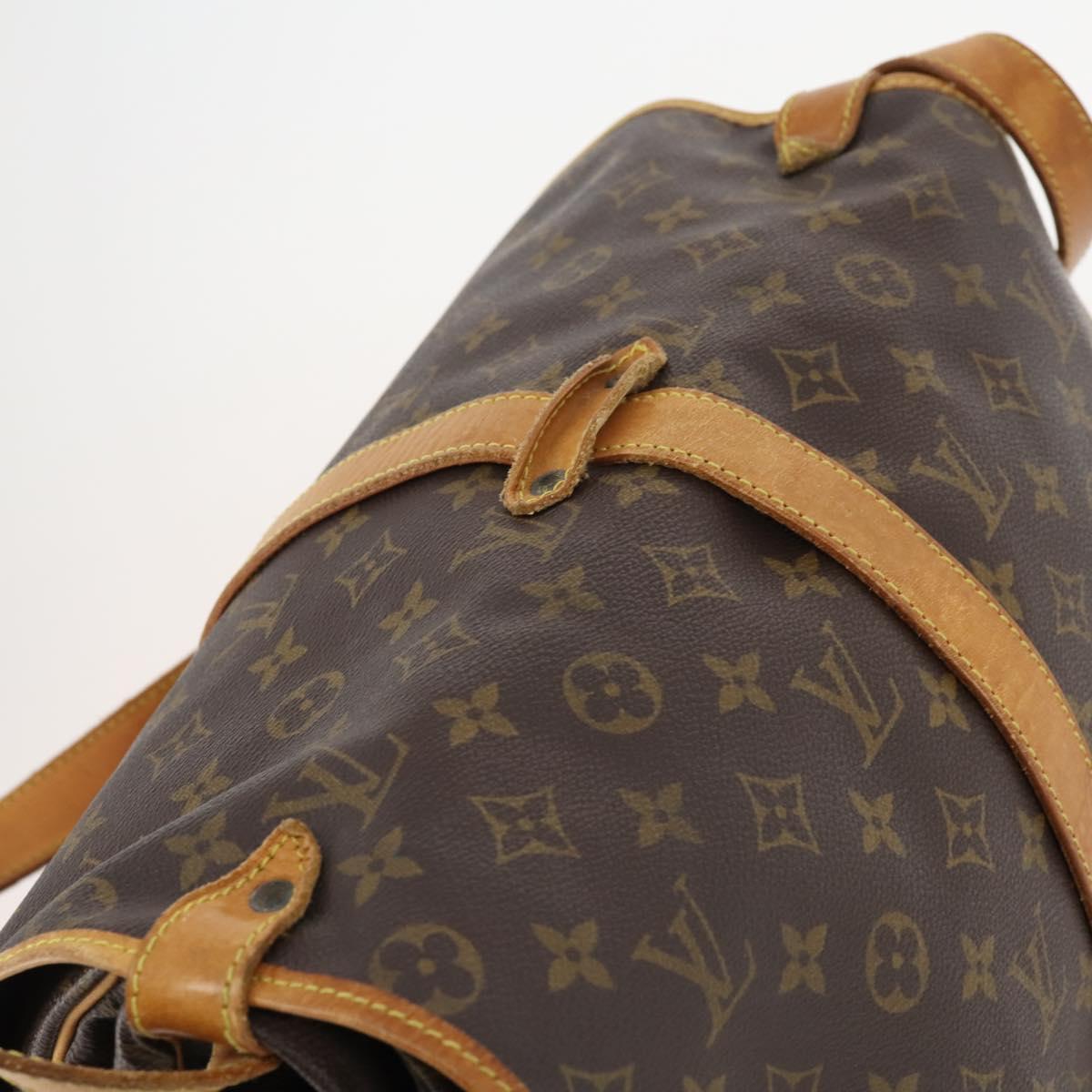 LOUIS VUITTON Monogram Saumur 35 Shoulder Bag M42254 LV Auth 181650