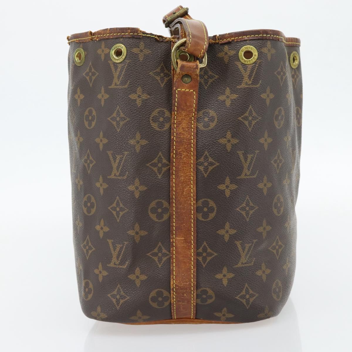 LOUIS VUITTON Monogram Petit Noe Shoulder Bag M42226 LV Auth 181696