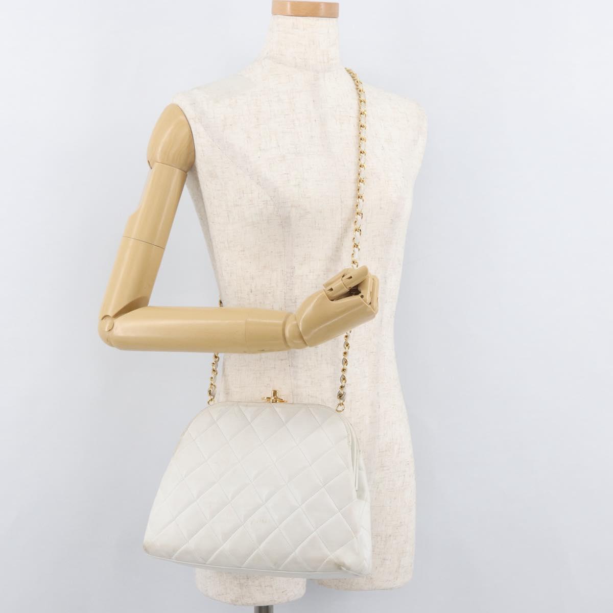 CHANEL Matelasse Chain Shoulder Bag Lamb Skin White Gold CC Auth 181776V