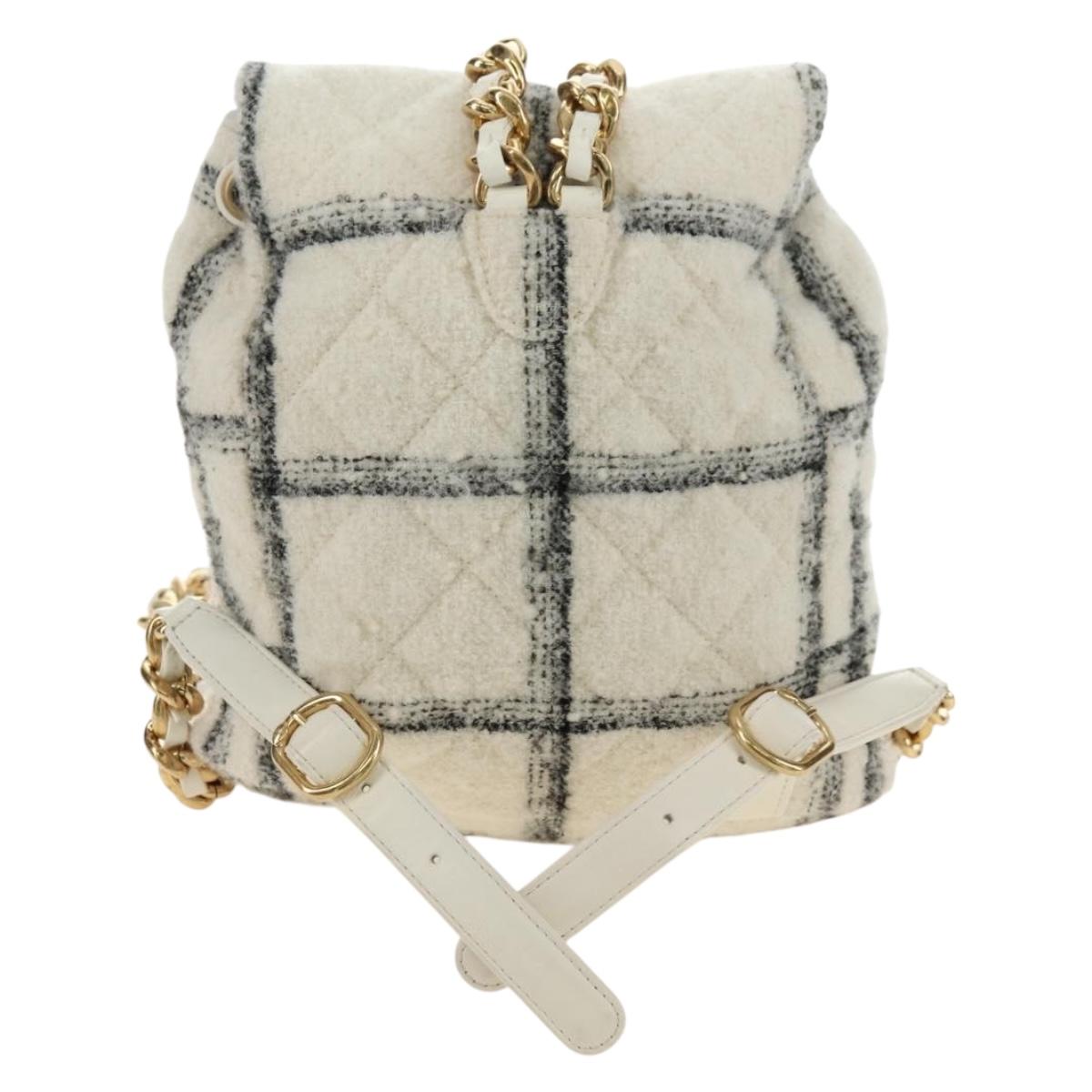 CHANEL Matelasse Chain Backpack Wool Tweed Ivory Gold CC Auth 181919SM