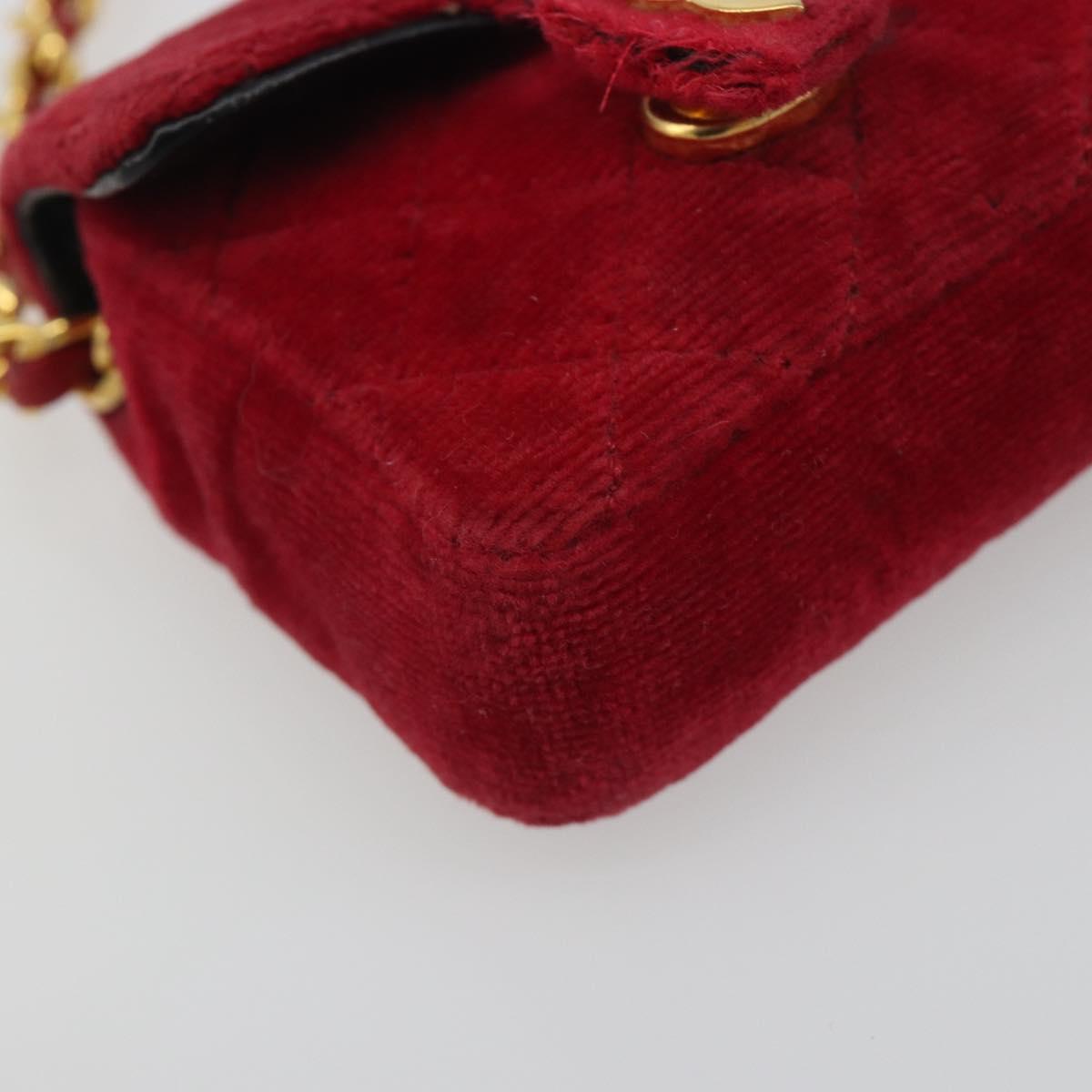 CHANEL Matelasse Chain Shoulder Bag Velor Red Gold CC Auth 181928