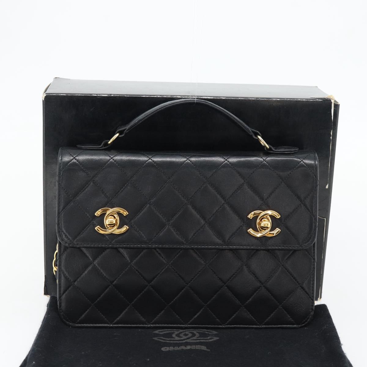 CHANEL Matelasse 23 Double Turn Lock Chain Lamb Skin 2way CC Auth 181941SAV