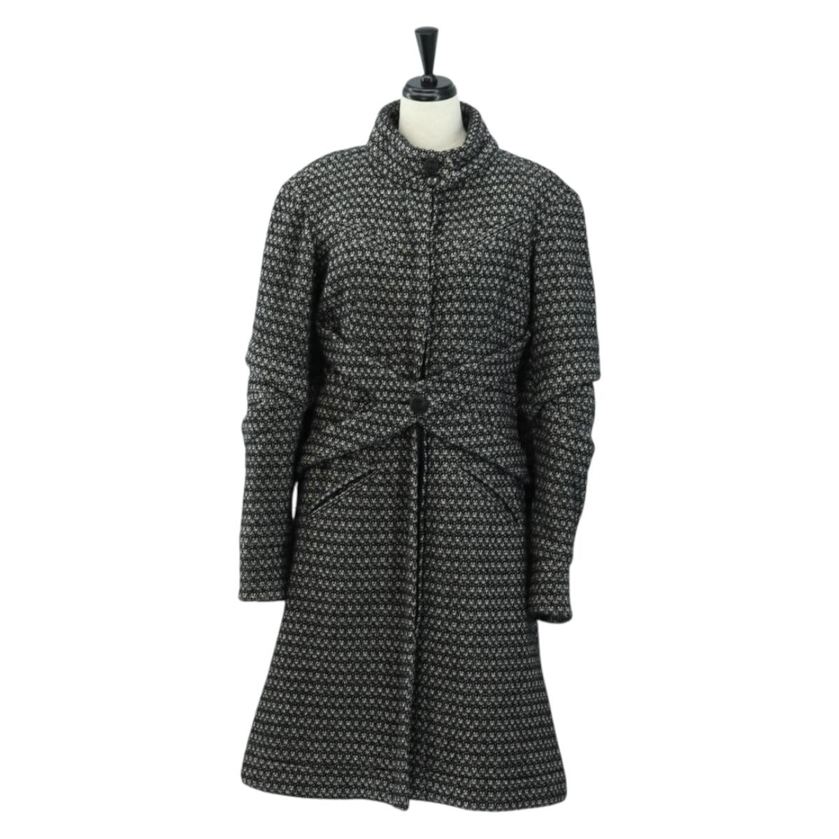 CHANEL Coat Wool Black CC Auth 181967V