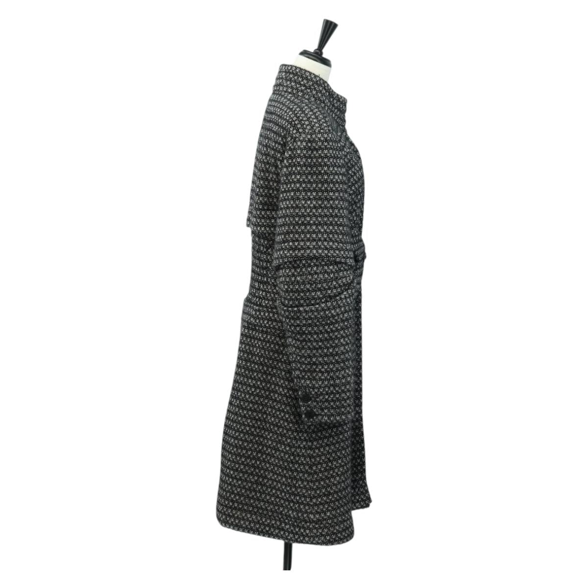 CHANEL Coat Wool Black CC Auth 181967V
