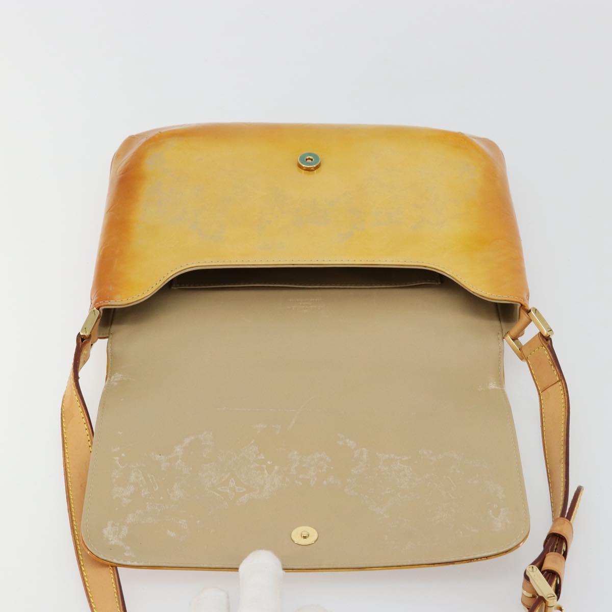 LOUIS VUITTON Monogram Vernis Thompson Street Bag Beige M91301 LV Auth 182002