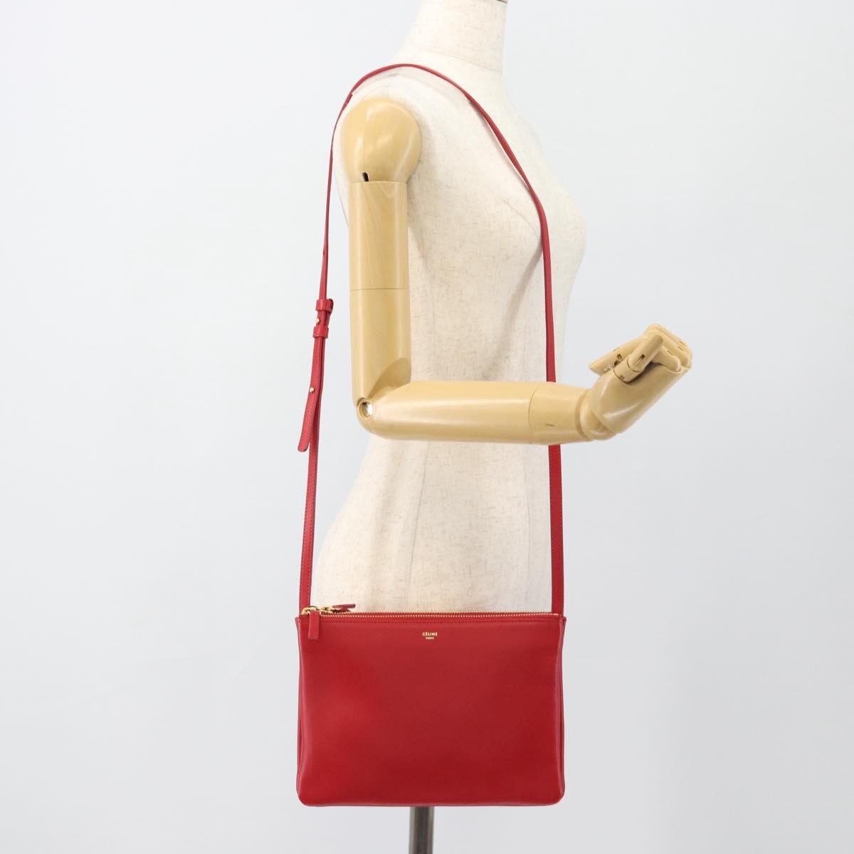 CELINE Trio Shoulder Bag Leather Red Gold Auth 182535A