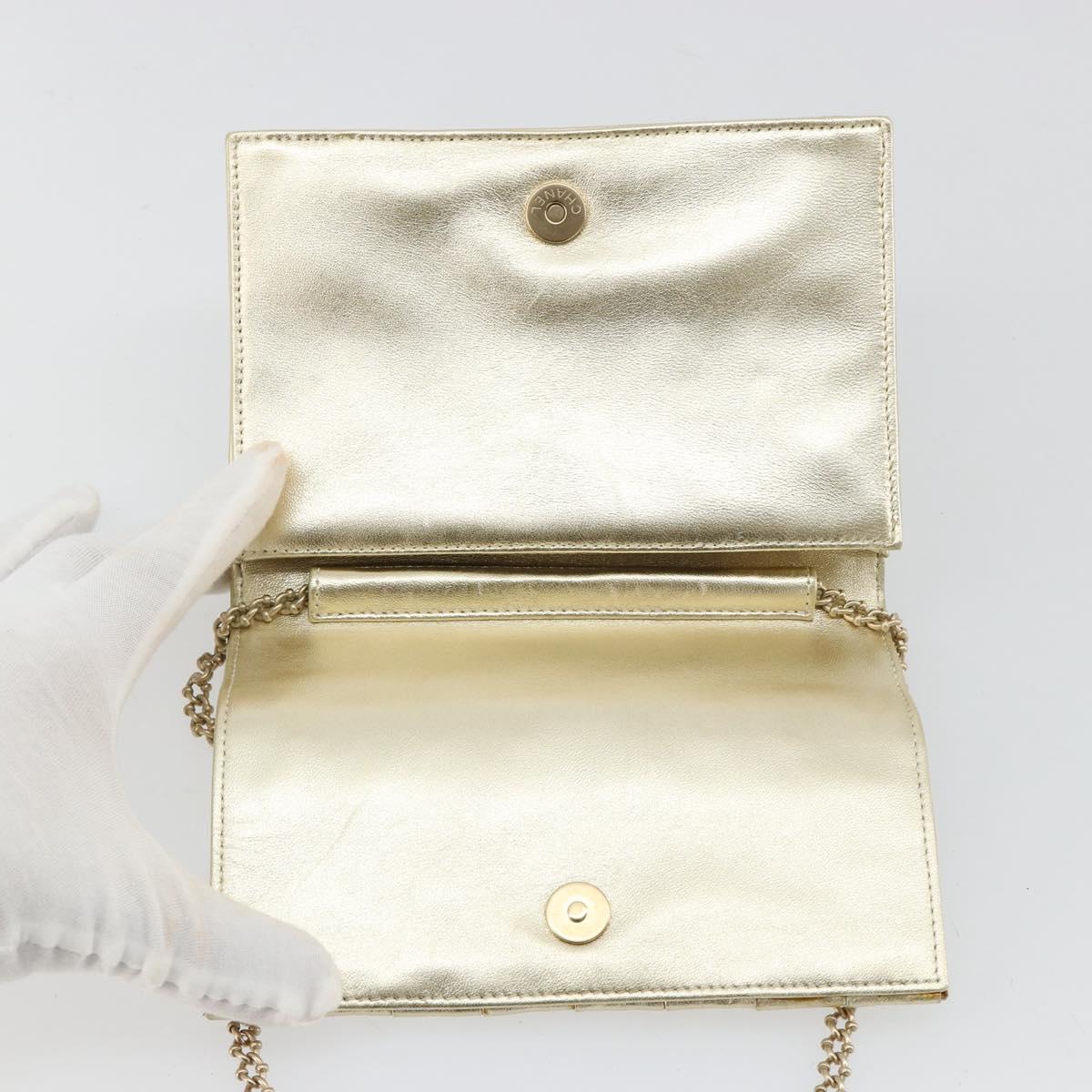 CHANEL Chain Shoulder Bag Lamb Skin Gold CC Auth 182577A