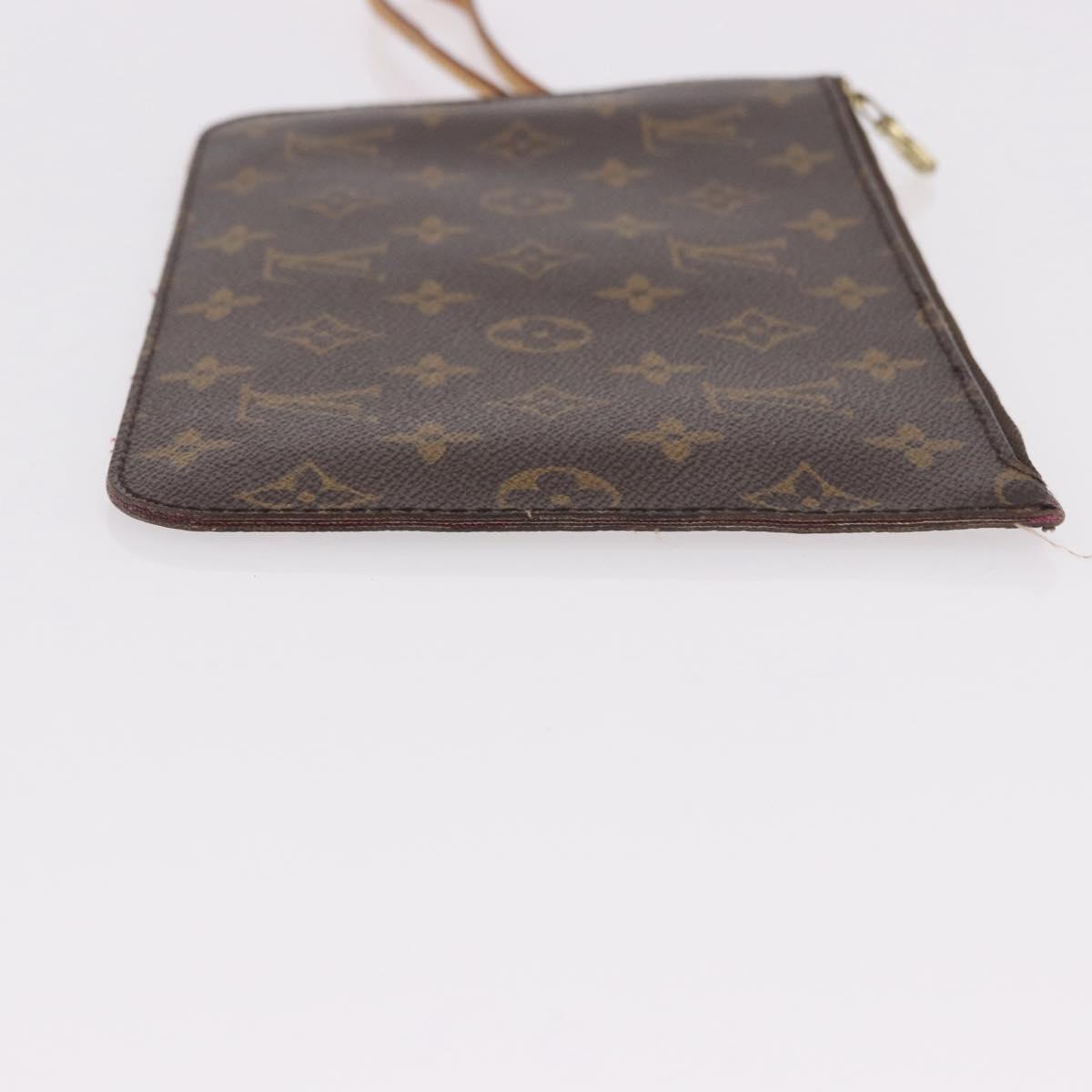 LOUIS VUITTON Monogram Neverfull MM Pouch Accessory Pouch LV Auth 182653A