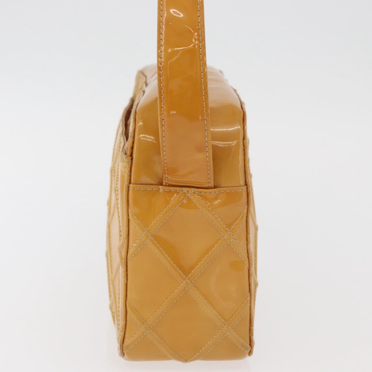 CHANEL Bicolore Shoulder Bag Patent leather Yellow CC Auth 182869A