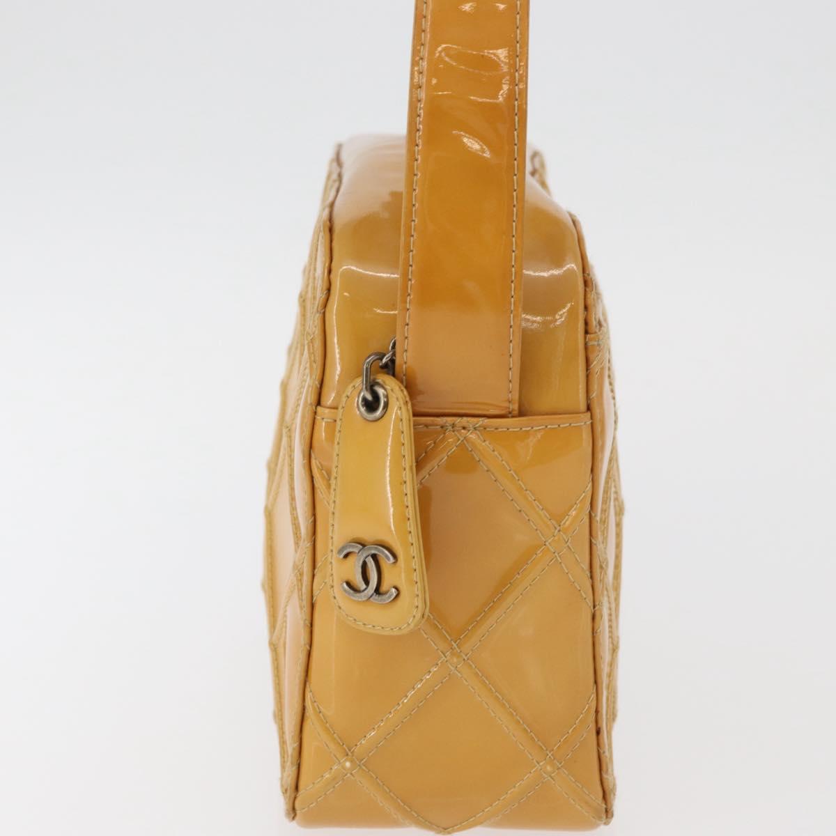 CHANEL Bicolore Shoulder Bag Patent leather Yellow CC Auth 182869A