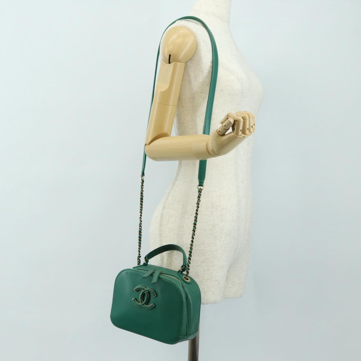 CHANEL Matelasse  Chain Shoulder Bag Calf Skin 2way Green Gold CC Auth 182889V