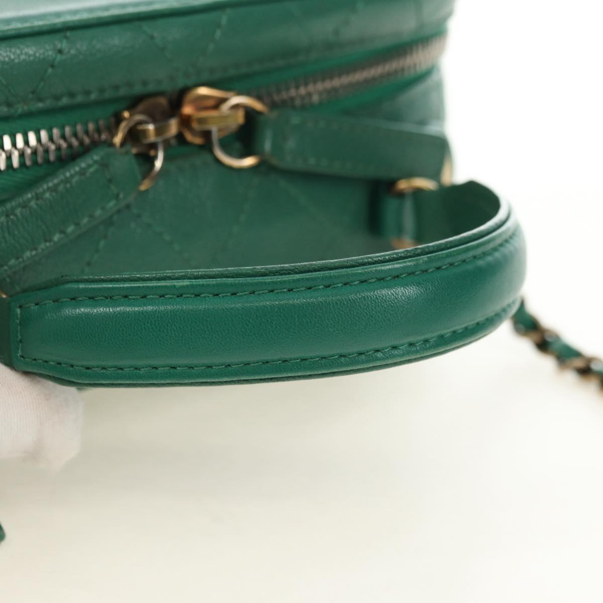 CHANEL Matelasse  Chain Shoulder Bag Calf Skin 2way Green Gold CC Auth 182889V