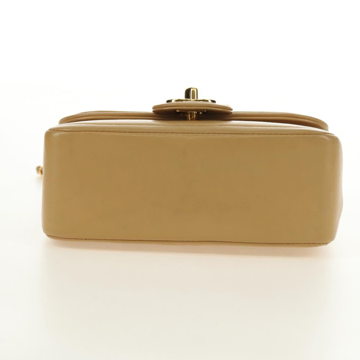 CHANEL Chain Shoulder Bag Lamb Skin Beige Gold CC Auth 182904SAV
