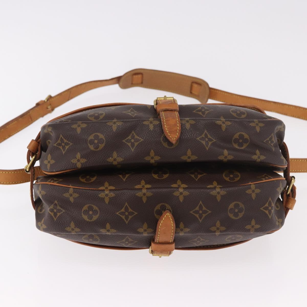 LOUIS VUITTON Monogram Saumur 30 Shoulder Bag M42256 LV Auth 182909A