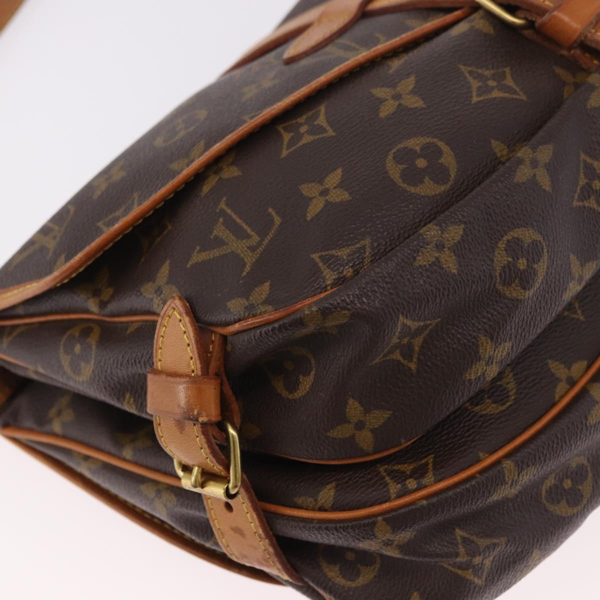 LOUIS VUITTON Monogram Saumur 30 Shoulder Bag M42256 LV Auth 182909A