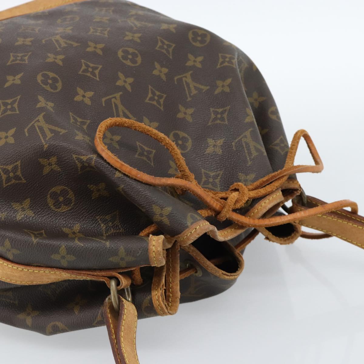 LOUIS VUITTON Monogram Noe Shoulder Bag M42224 LV Auth 182961