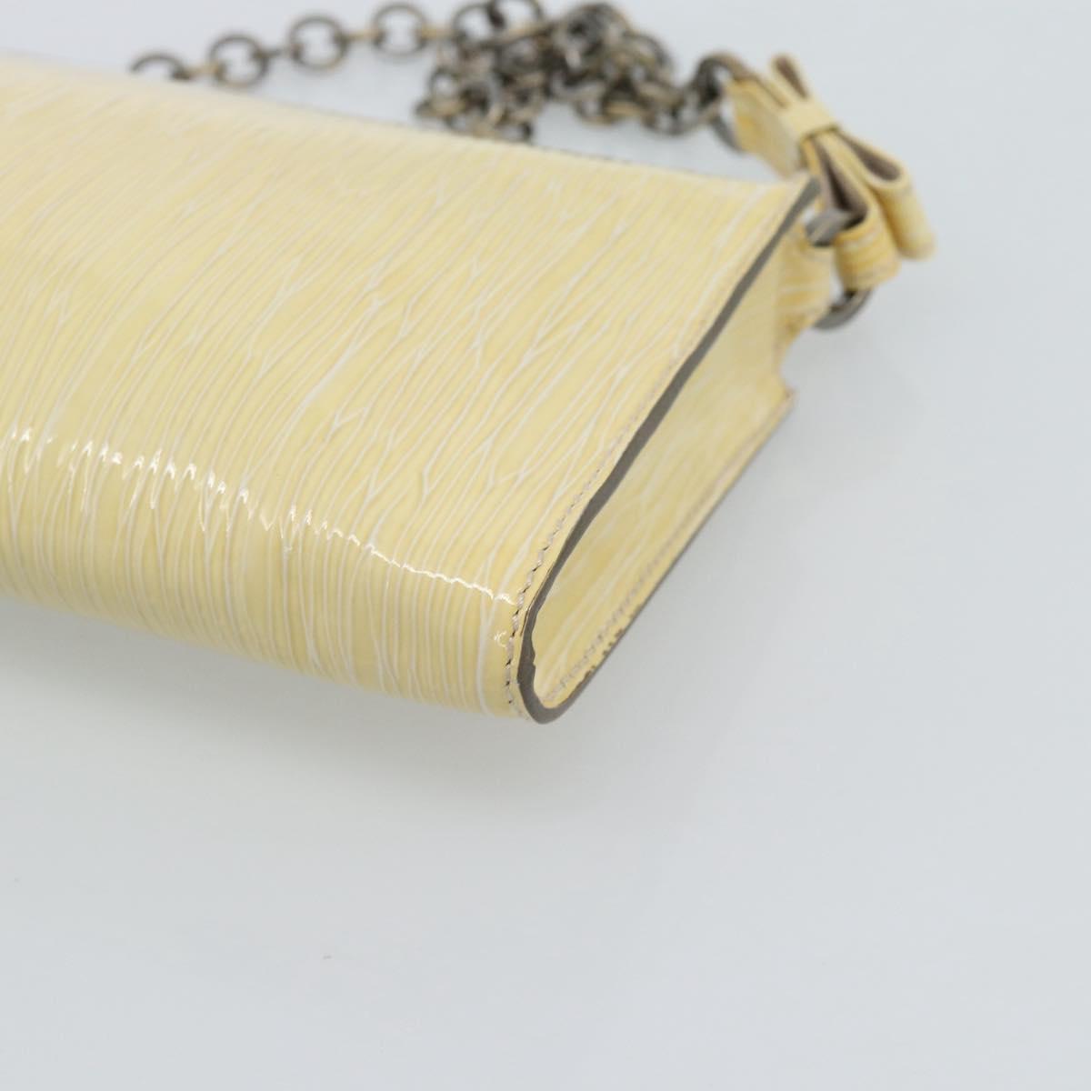 Salvatore Ferragamo Vala Chain Shoulder Bag Patent leather Ivory Auth 182995A
