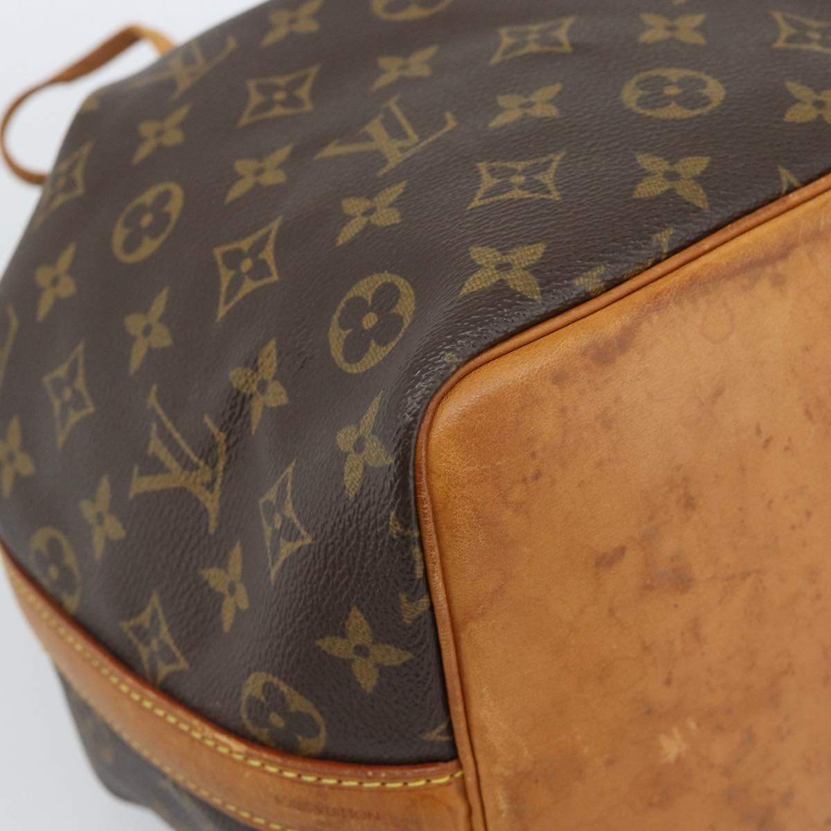 LOUIS VUITTON Monogram Petit Noe Shoulder Bag M42226 LV Auth 183176