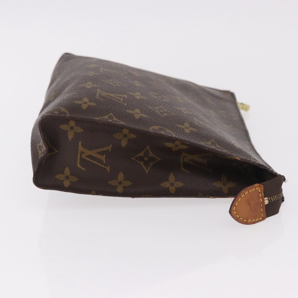 LOUIS VUITTON Monogram Poche Toilette 26 Pouch M47542 LV Auth 183411
