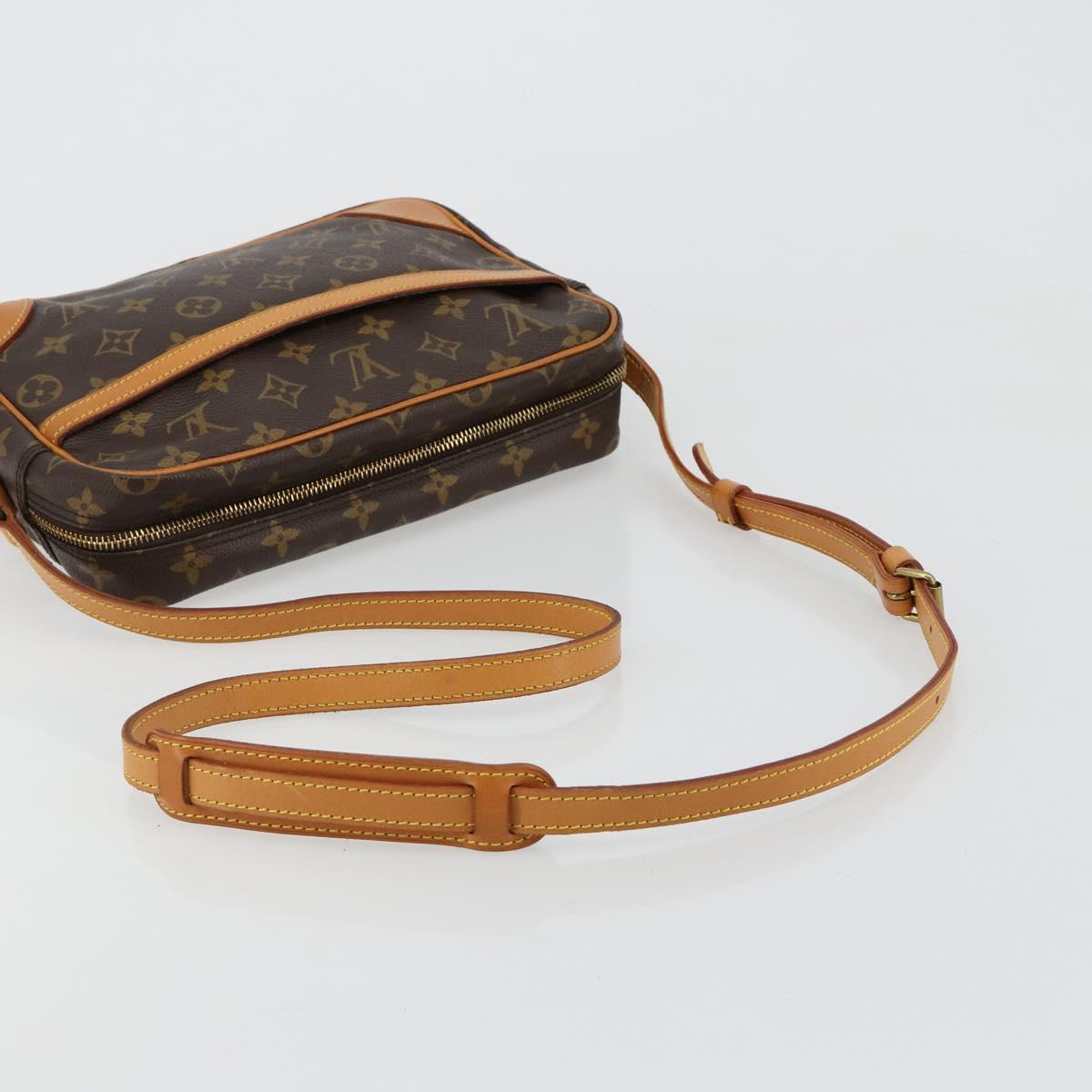 LOUIS VUITTON Monogram Trocadero 27 Shoulder Bag M51274 LV Auth 183427A