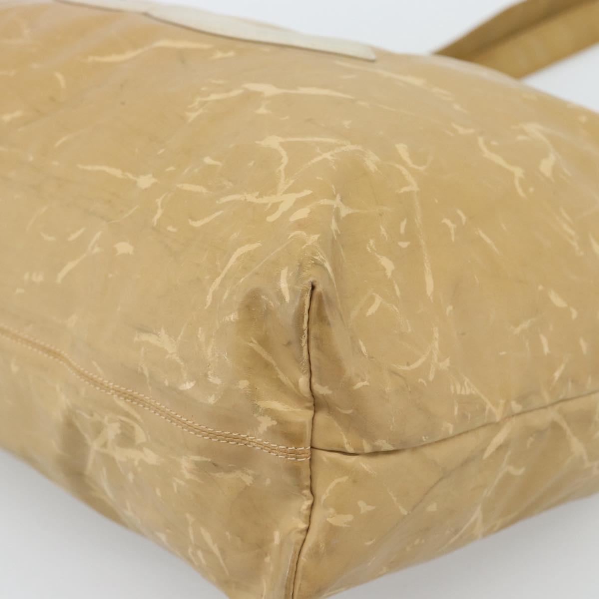 CHANEL Tote Bag Patent leather Beige CC Auth 183485