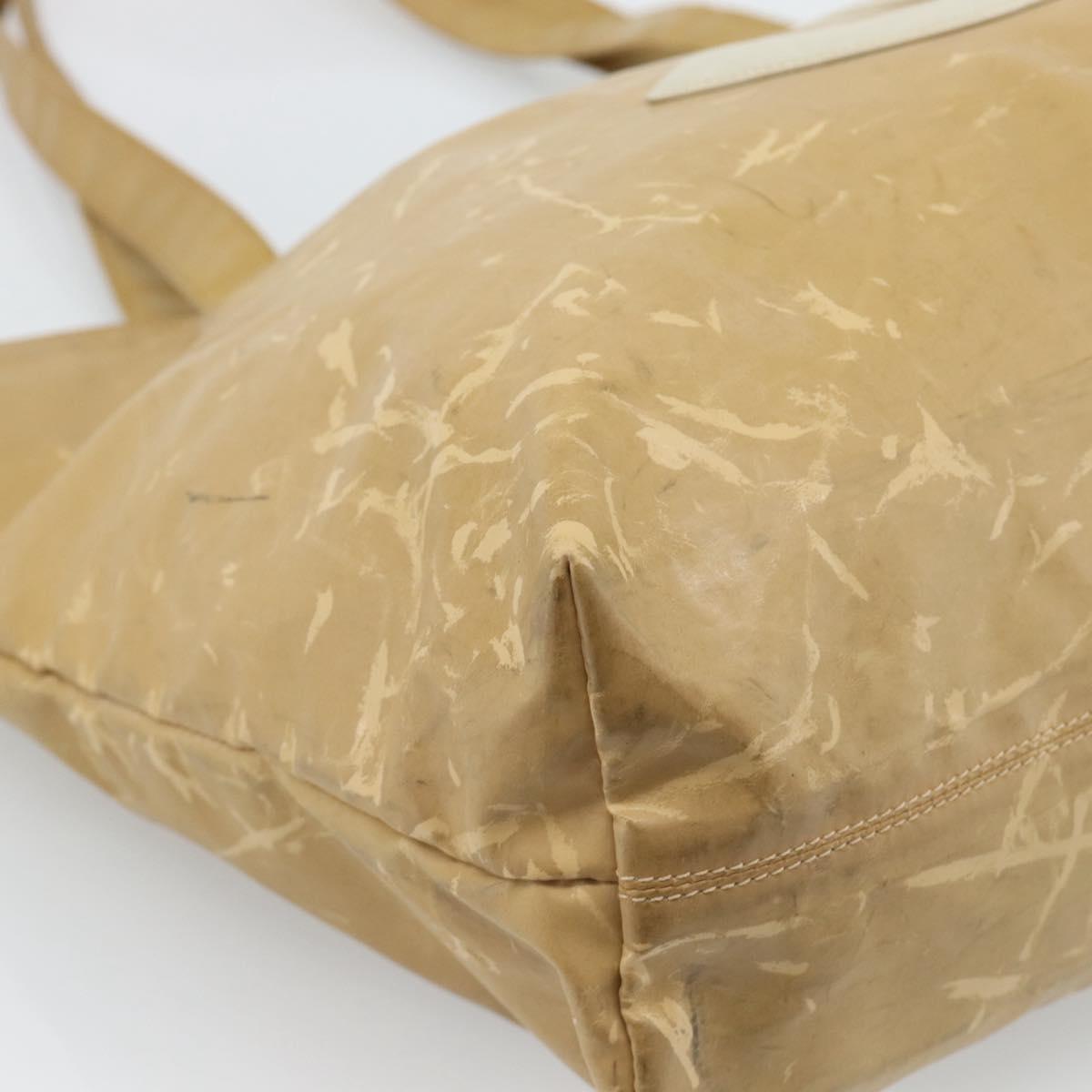 CHANEL Tote Bag Patent leather Beige CC Auth 183485