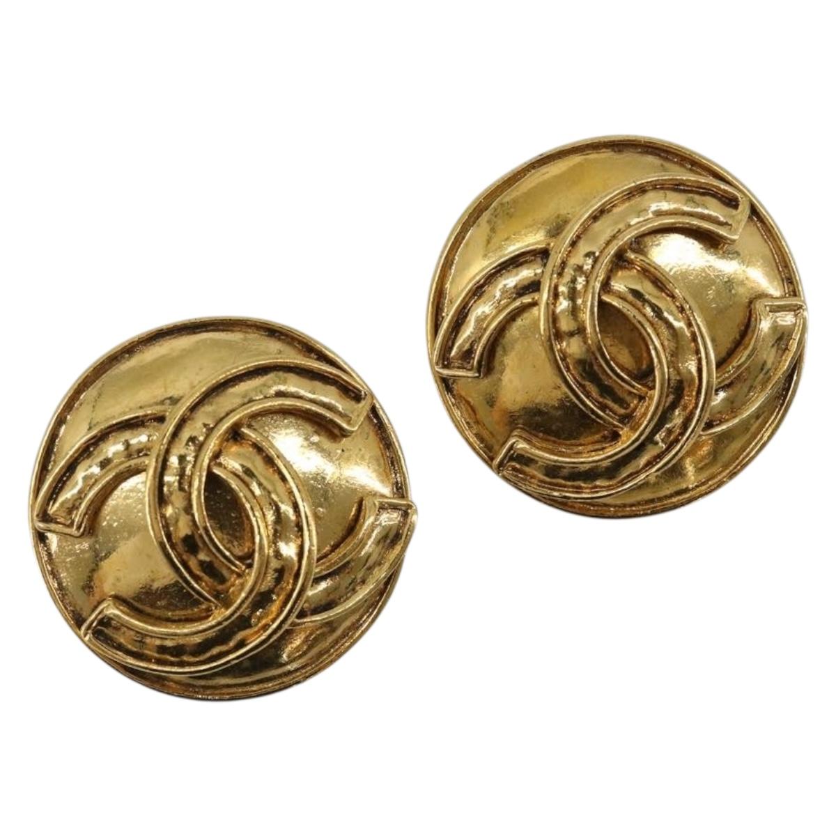 CHANEL Earring metal Gold Tone CC Auth 183503V