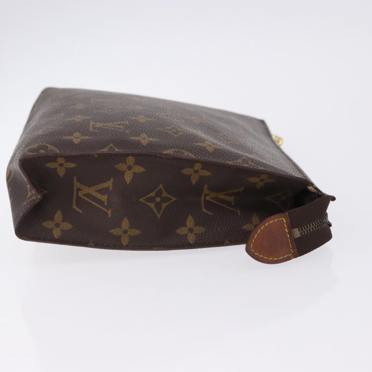 LOUIS VUITTON Monogram Poche Toilette 26 Pouch M47542 LV Auth 183564