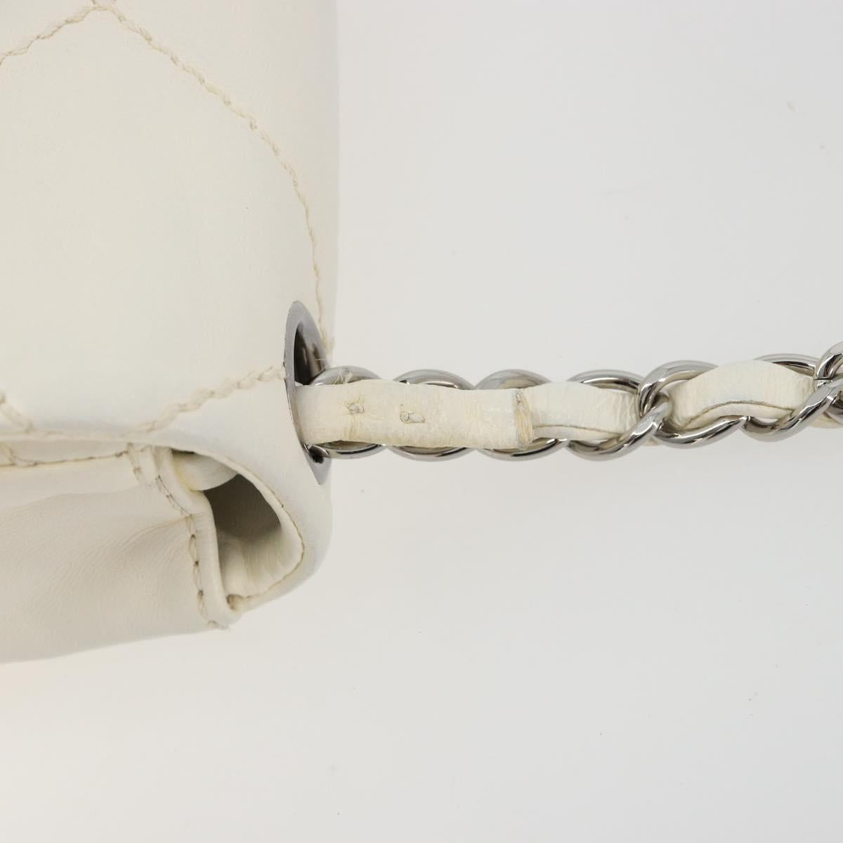 CHANEL Matelasse Chain Shoulder Bag Leather White Silver CC Auth 183793V