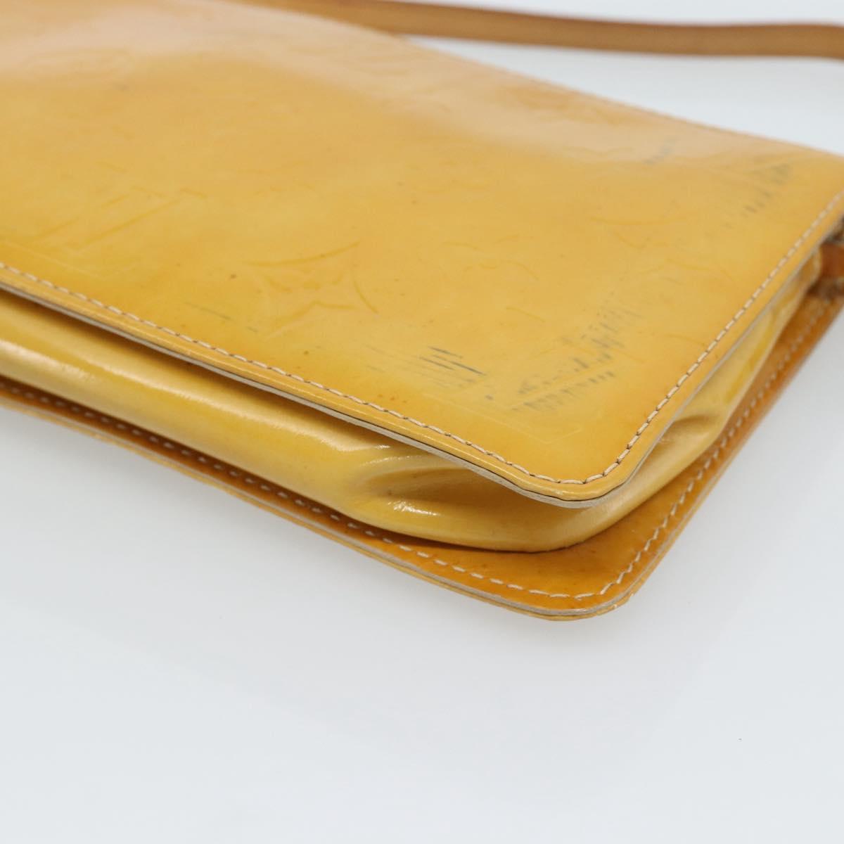 LOUIS VUITTON Monogram Vernis Lexington Pouch Beige M91010 LV Auth 183875