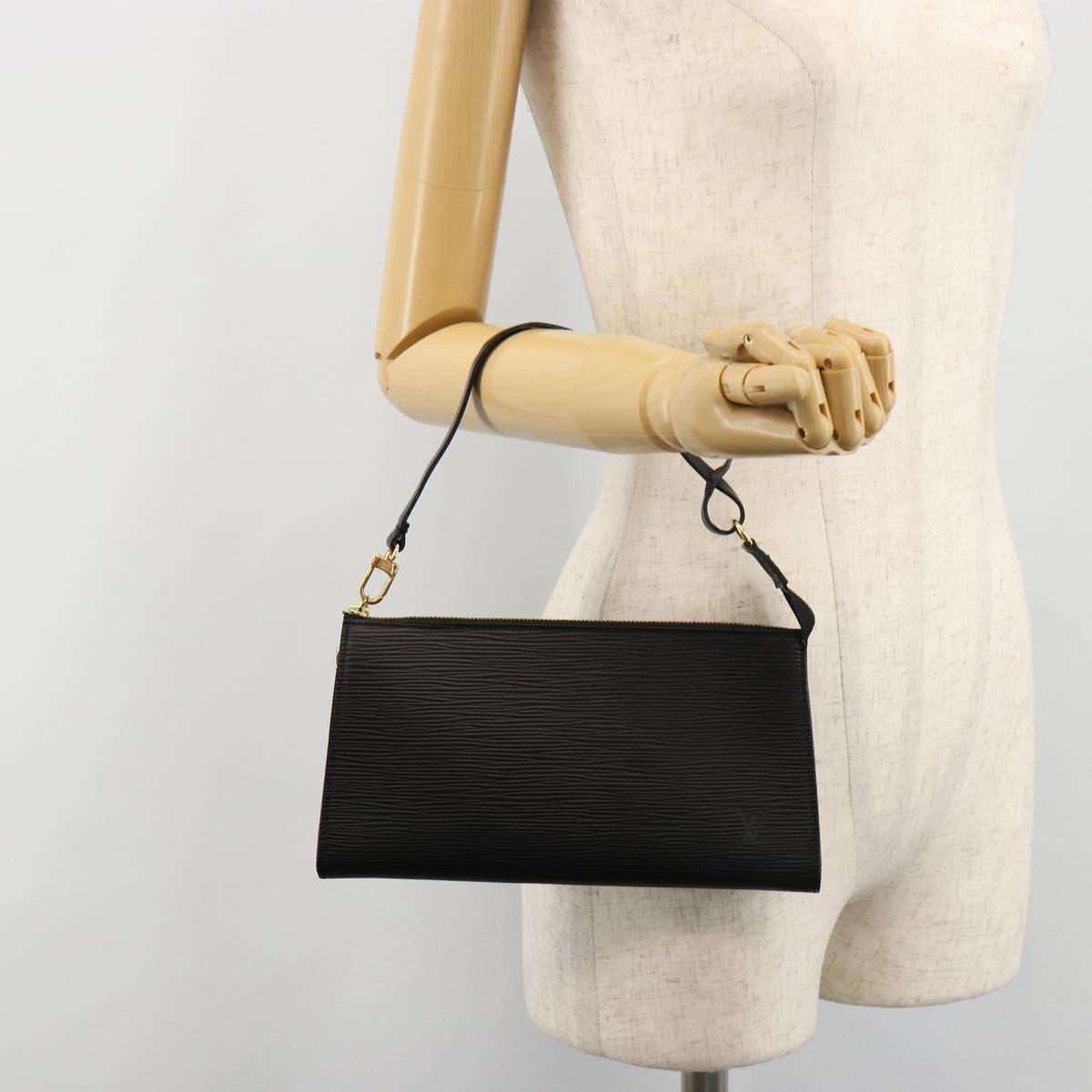 LOUIS VUITTON Epi Pochette Accessoires Pouch Black M52982 LV Auth 184002A