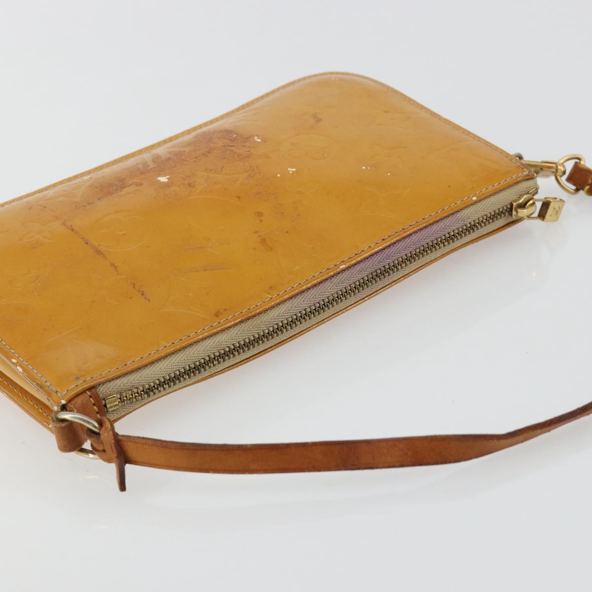 LOUIS VUITTON Monogram Vernis Lexington Pouch Beige M91010 LV Auth 184160