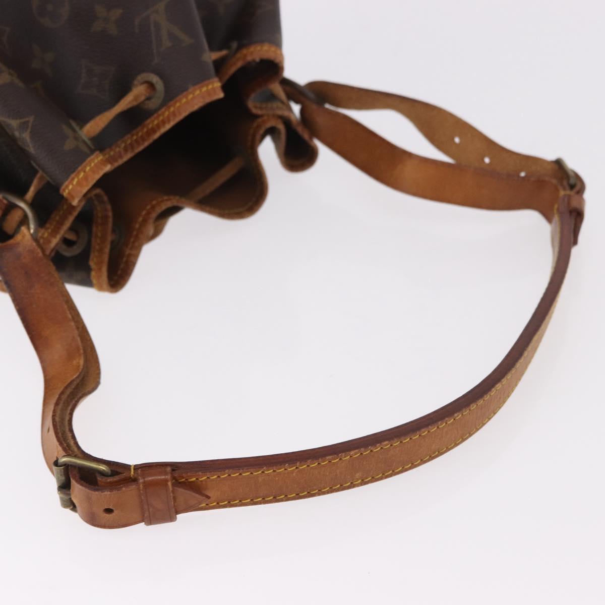 LOUIS VUITTON Monogram Petit Noe Shoulder Bag M42226 LV Auth 184183