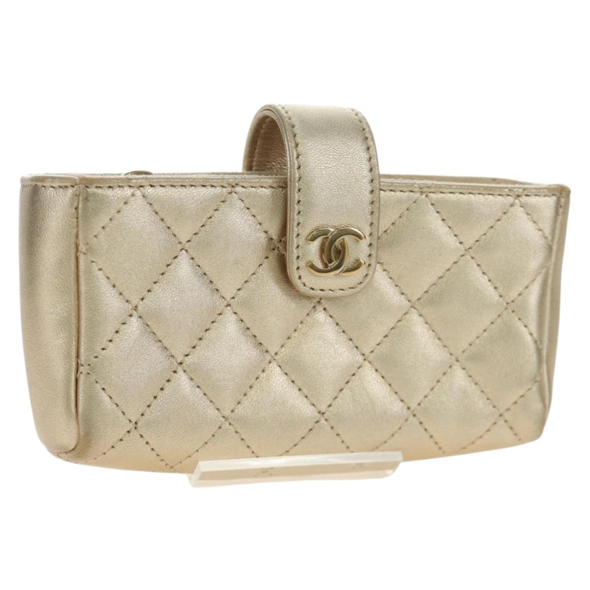 CHANEL Matelasse Pouch Lamb Skin Gold CC Auth 184257M