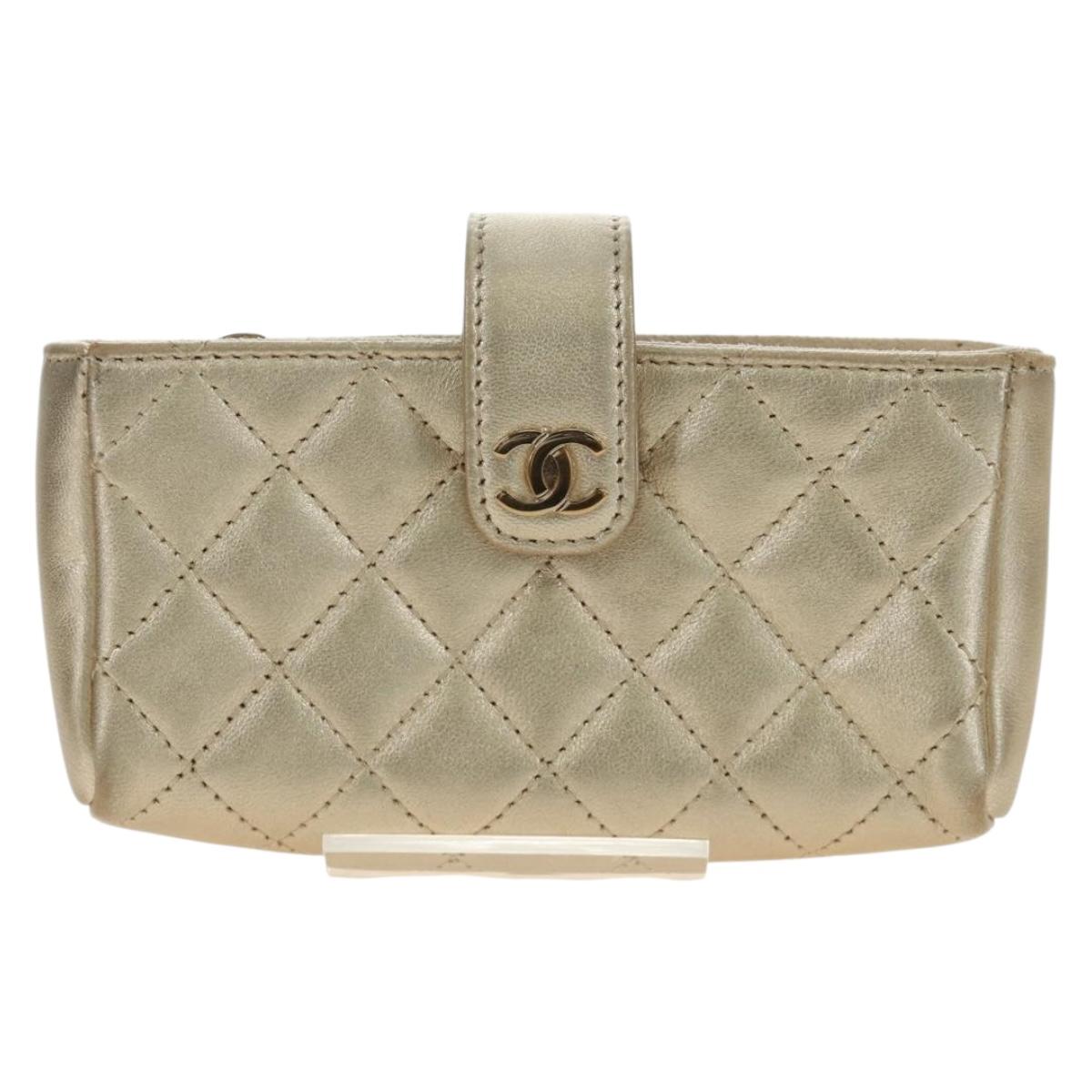CHANEL Matelasse Pouch Lamb Skin Gold CC Auth 184257M