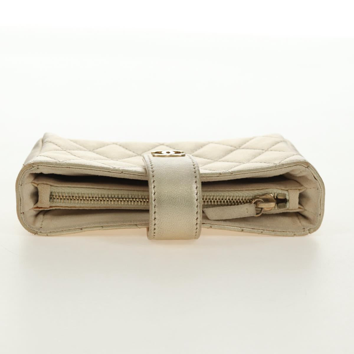 CHANEL Matelasse Pouch Lamb Skin Gold CC Auth 184257M