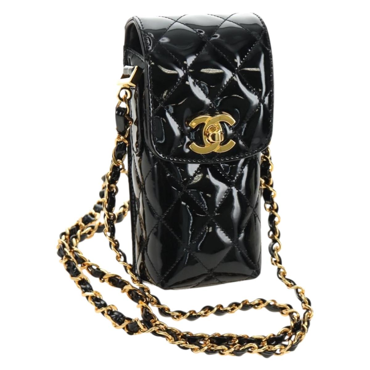 CHANEL Matelasse Chain Shoulder Bag Patent leather Black Gold CC Auth 184272V