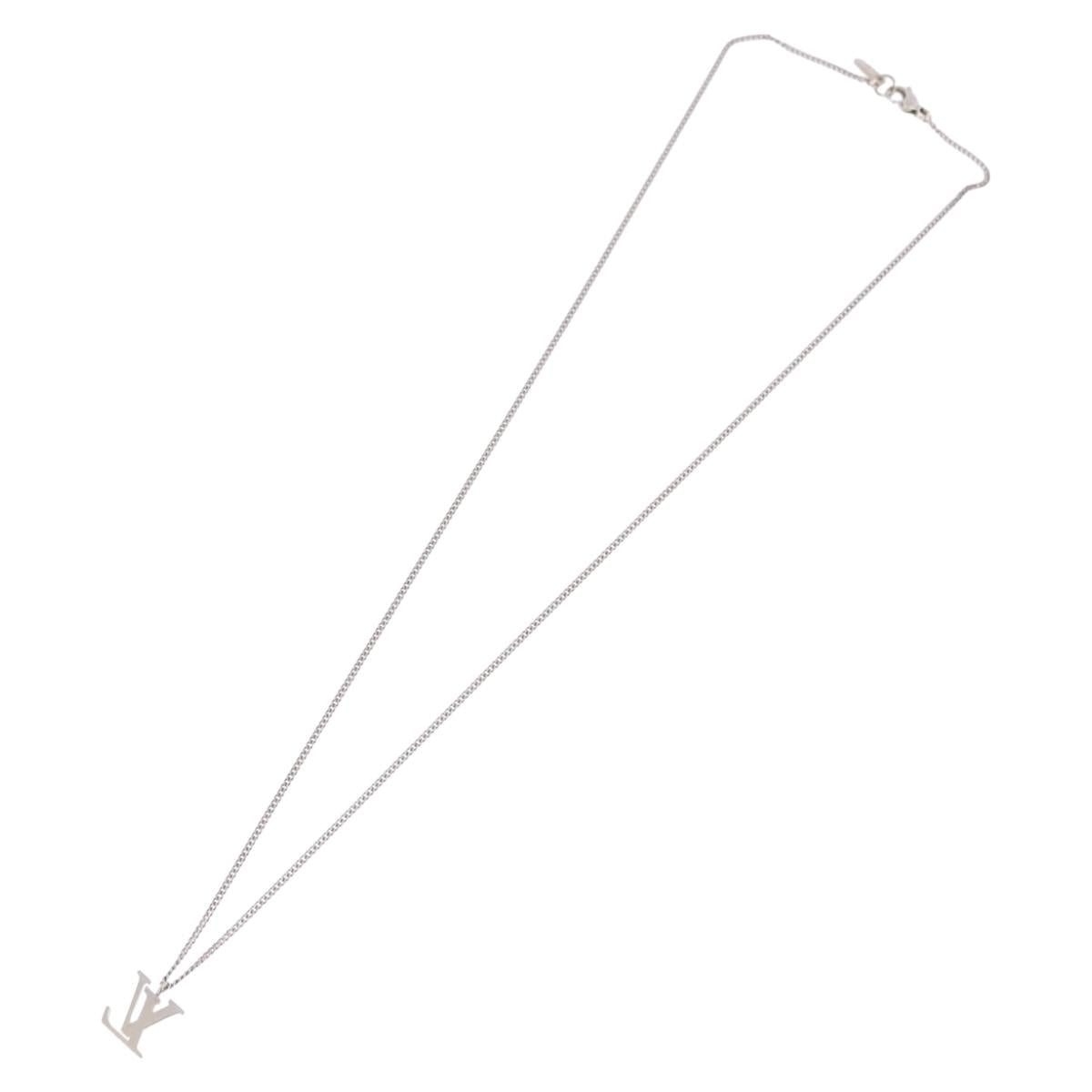 LOUIS VUITTON LV Initials Necklace 18K Gold(750) White Gold Auth 184383SAV