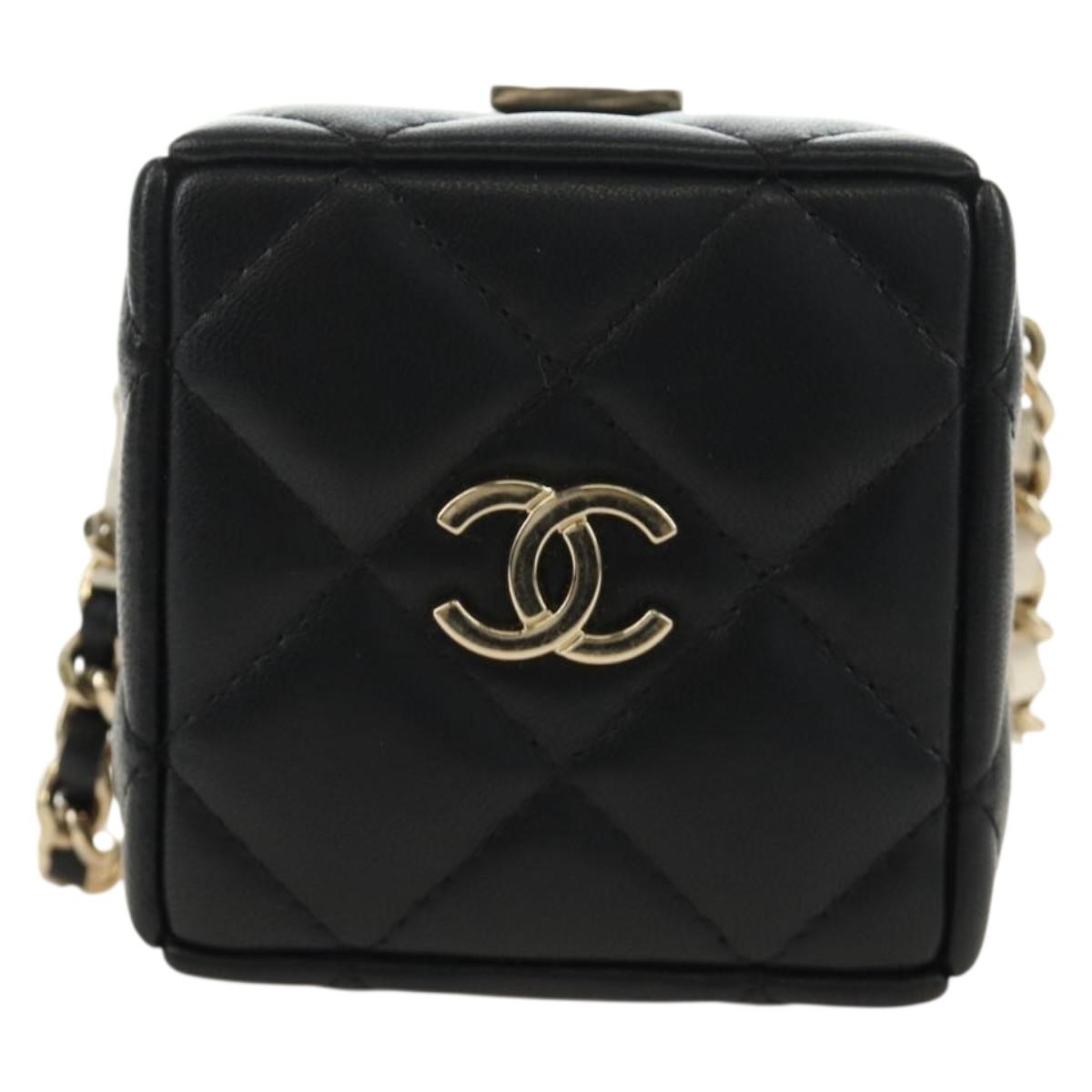 CHANEL Matelasse Chain Shoulder Pouch Lamb Skin Black Gold CC Auth 184641SAM