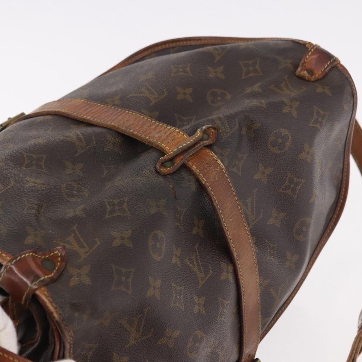 LOUIS VUITTON Monogram Saumur 35 Shoulder Bag M42254 LV Auth 184676