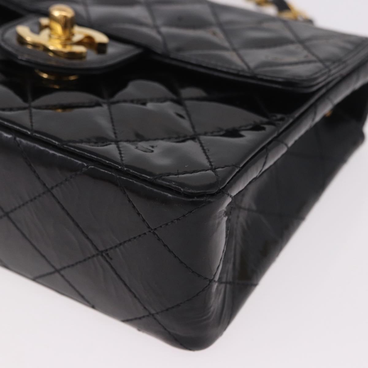 CHANEL Mini Matelasse 17 Chain Bag Patent leather Black Gold CC Auth 184825V