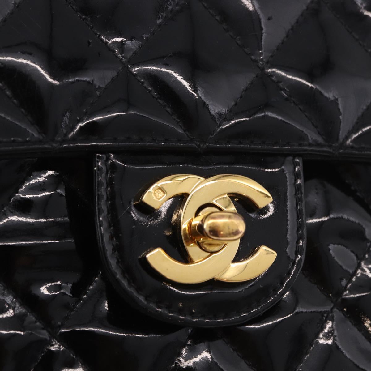 CHANEL Mini Matelasse 17 Chain Bag Patent leather Black Gold CC Auth 184825V