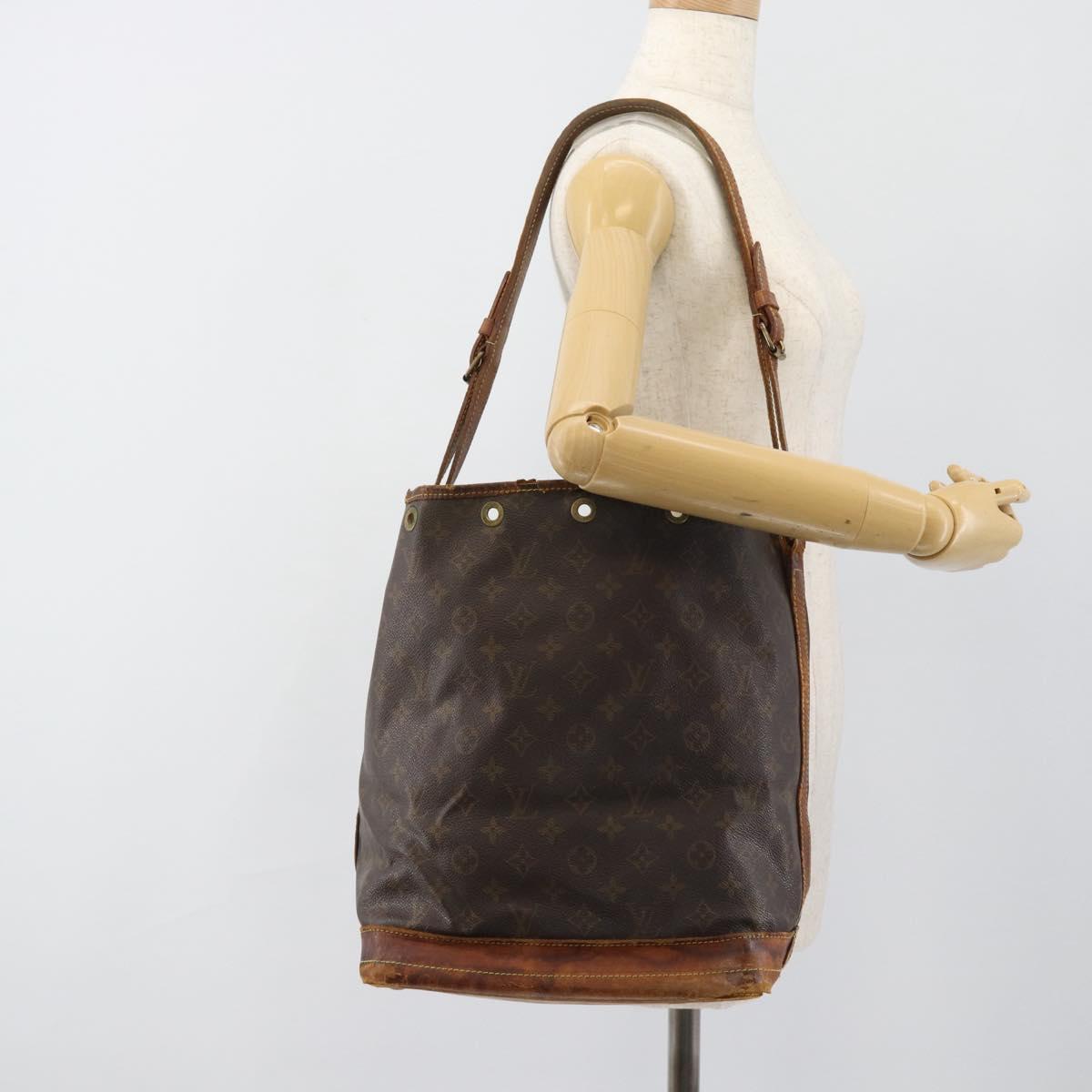 LOUIS VUITTON Monogram Noe Shoulder Bag M42224 LV Auth 184922
